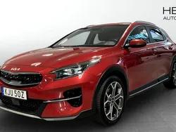 Röd (red) Begagnad 2022 Kia XCeed Advance SUV | 259 900 kr (Marknadspris)