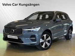 Grå Begagnad 2022 Volvo XC60 Plus SUV | 479 900 kr