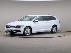 Vit Begagnad 2022 VW Passat Kombi | 249 000 kr (Marknadspris)