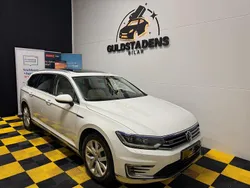 Vit Begagnad 2016 VW Passat GTE Kombi | 167 900 kr (Marknadspris)