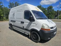 Vit Begagnad 2004 Renault Master Van | 180 000 kr
