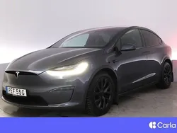 Grå Begagnad 2023 Tesla Model X SUV | 791 900 kr (Bra pris)