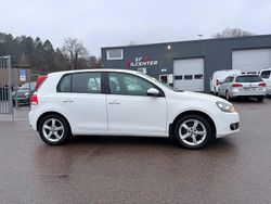 Vit Begagnad 2013 VW Golf VII Halvkombi | 39 900 kr (Bra pris)