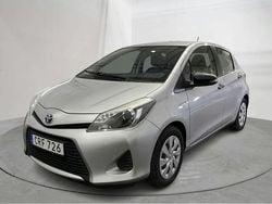 Silver Begagnad 2014 Toyota Yaris Life | 119 800 kr