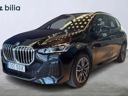Svart Begagnad 2024 BMW 225 Active Tourer M Sport Minibuss | 454 900 kr (Dyr)