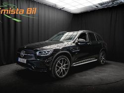 Svart Begagnad 2022 Mercedes GLC300e AMG line Plus SUV | 427 900 kr (Marknadspris)