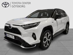 Vit Begagnad 2023 Toyota RAV4 Hybrid Style SUV | 489 900 kr (Lite dyr)