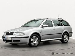 Silver Begagnad 2004 Skoda Octavia Tour Kombi | 29 900 kr (Marknadspris)