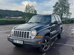 Grå Begagnad 2005 Jeep Cherokee SUV | 45 000 kr (Superpris)