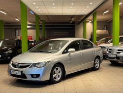 Silver Begagnad 2009 Honda Civic Hybrid Sedan | 39 900 kr (Marknadspris)
