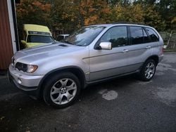 Grå Begagnad 2002 BMW X5 Sport Line SUV | 39 900 kr