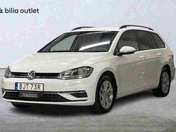 Vit Begagnad 2019 VW Golf VII Kombi | 173 900 kr (Marknadspris)