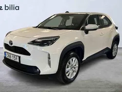 Vit Begagnad 2022 Toyota Yaris Cross SUV | 269 900 kr