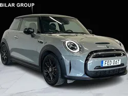 Grå Begagnad 2022 Mini Cooper SE Halvkombi | 237 000 kr