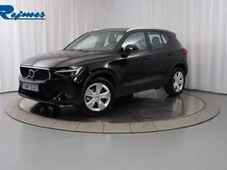 Svart (onyx svart metallic) Begagnad 2023 Volvo XC40 Core SUV | 329 900 kr (Bra pris)