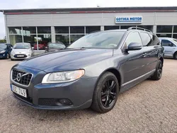 Grå Begagnad 2012 Volvo V70 Momentum Kombi | 98 900 kr (Bra pris)