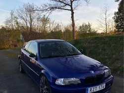 Blå Begagnad 2001 BMW 330 Sportkupé | 52 000 kr (Bra pris)