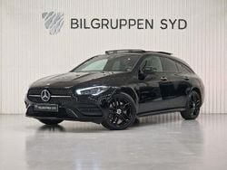 Svart Begagnad 2022 Mercedes CLA250e AMG Sedan | 369 900 kr (Marknadspris)