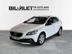 Vit Begagnad 2013 Volvo V40 CC Kombi | 119 000 kr (Marknadspris)