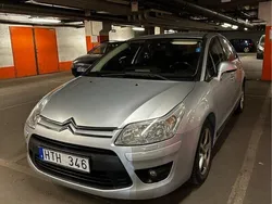 Silver Begagnad 2009 Citroën C4 Halvkombi | 39 900 kr (Marknadspris)