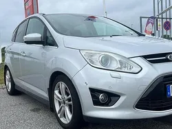 Grå Begagnad 2011 Ford C-MAX Titanium Minibuss | 49 000 kr (Marknadspris)