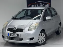Silver Begagnad 2006 Toyota Yaris Halvkombi | 64 900 kr (Marknadspris)