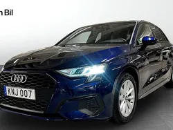 Blå (navarrablå metallic) Begagnad 2021 Audi A3 Sportback Proline Halvkombi | 254 000 kr (Lite dyr)