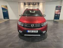 Röd Begagnad 2019 Dacia Sandero Stepway Halvkombi | 69 900 kr (Superpris)