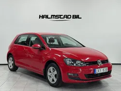 Röd Begagnad 2013 VW Golf VII Halvkombi | 94 500 kr (Marknadspris)