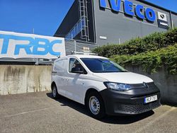 Vit Begagnad 2021 VW Caddy Minibuss | 169 700 kr (Marknadspris)