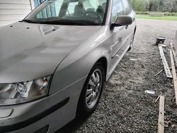 Silver Begagnad 2003 Saab 9-3 Vector Sedan | 17 000 kr (Dyr)