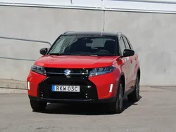 Röd Ny 2025 Suzuki Vitara SUV | 337 800 kr