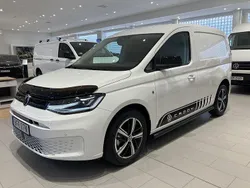 Vit (candyvit) Ny 2025 VW Caddy Minibuss | 412 500 kr (Marknadspris)