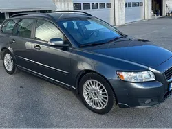 Grå Begagnad 2009 Volvo V50 Momentum Kombi | 39 500 kr (Marknadspris)