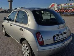 Silver Begagnad 2010 Nissan Micra Halvkombi | 17 500 kr (Marknadspris)