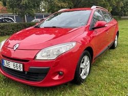 Röd Begagnad 2011 Renault Mégane GrandTour Kombi | 42 000 kr (Bra pris)