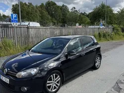 Svart Begagnad 2011 VW Golf VI Halvkombi | 57 000 kr (Marknadspris)