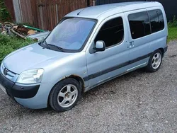 Begagnad 2004 Peugeot Partner Minibuss | 5 000 kr