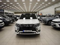 Vit Begagnad 2019 Mitsubishi Outlander P-HEV SUV | 319 900 kr (Dyr)