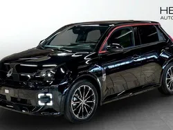 Svart (black) Ny 2025 Renault R5 Iconic Halvkombi | 425 700 kr