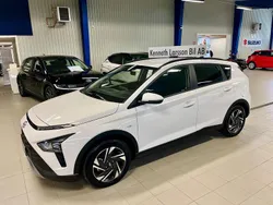 Vit Begagnad 2022 Hyundai Bayon Essential SUV | 209 000 kr (Marknadspris)