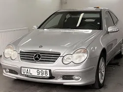 Silver Begagnad 2003 Mercedes C200 Sportkupé | 28 500 kr