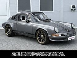 Grå Begagnad 1974 Porsche 911 Sportkupé | 2 900 000 kr