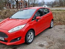 Begagnad 2013 Ford Fiesta Halvkombi | 49 000 kr (Superpris)
