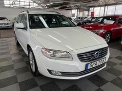 Vit Begagnad 2016 Volvo V70 Momentum Kombi | 139 000 kr (Marknadspris)