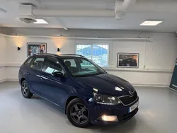 Blå Begagnad 2015 Skoda Fabia Style Kombi | 79 900 kr (Marknadspris)