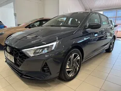 Grå (gråmetallick) Begagnad 2021 Hyundai i20 Advanced Halvkombi | 179 900 kr (Bra pris)
