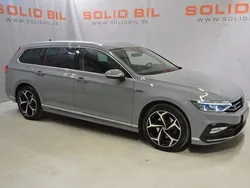 Grå Begagnad 2022 VW Passat R-line Kombi | 244 800 kr (Marknadspris)