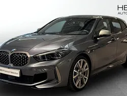 Begagnad 2022 BMW M135 Comfort Edition Halvkombi | 389 900 kr
