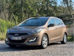 Brun Begagnad 2014 Hyundai i30 Kombi | 52 800 kr (Marknadspris)